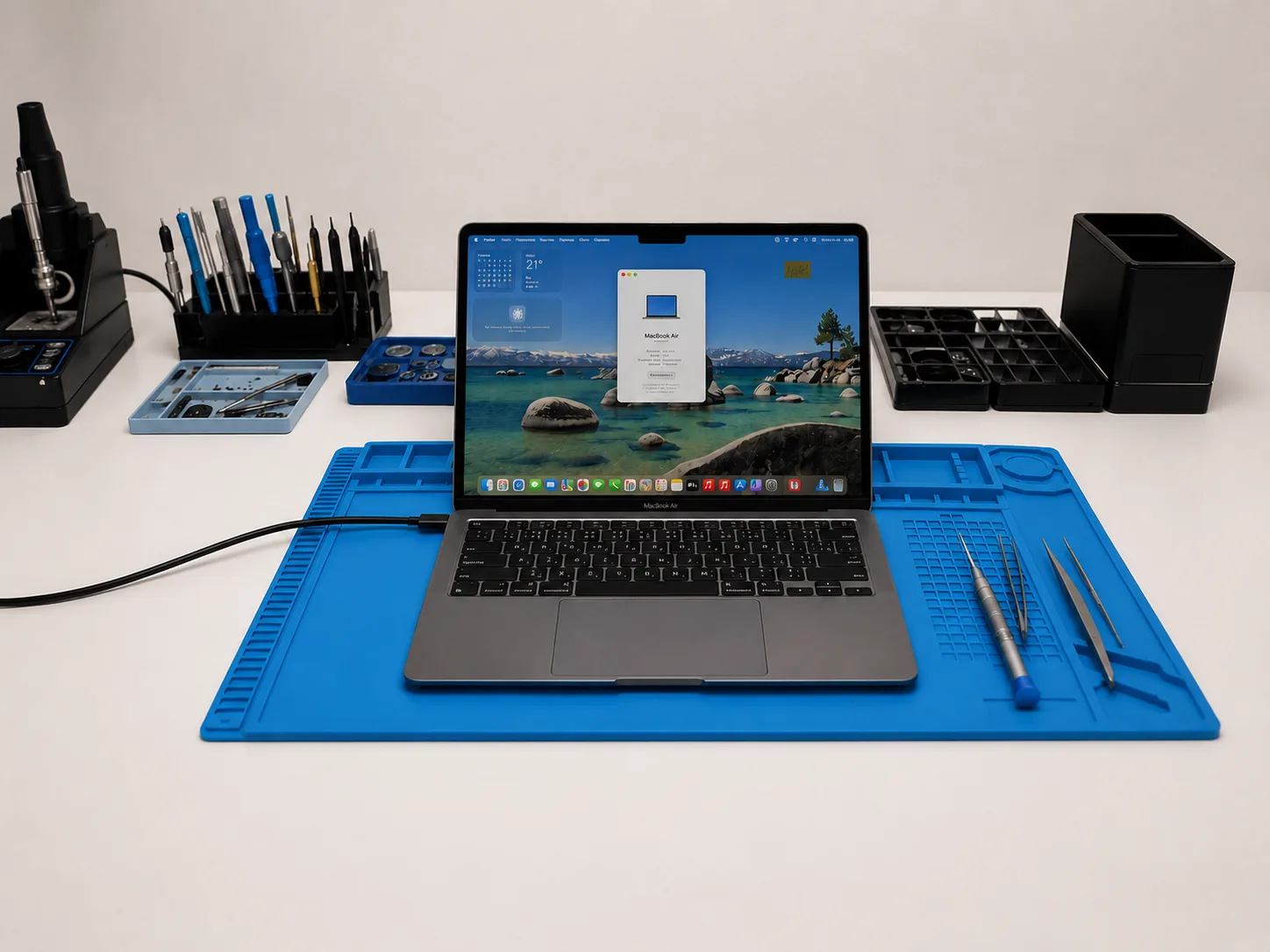 MacBook Air 13 після заміни екрана